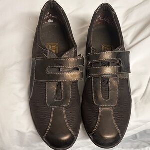 Munro Dark Brown Women's Shoes